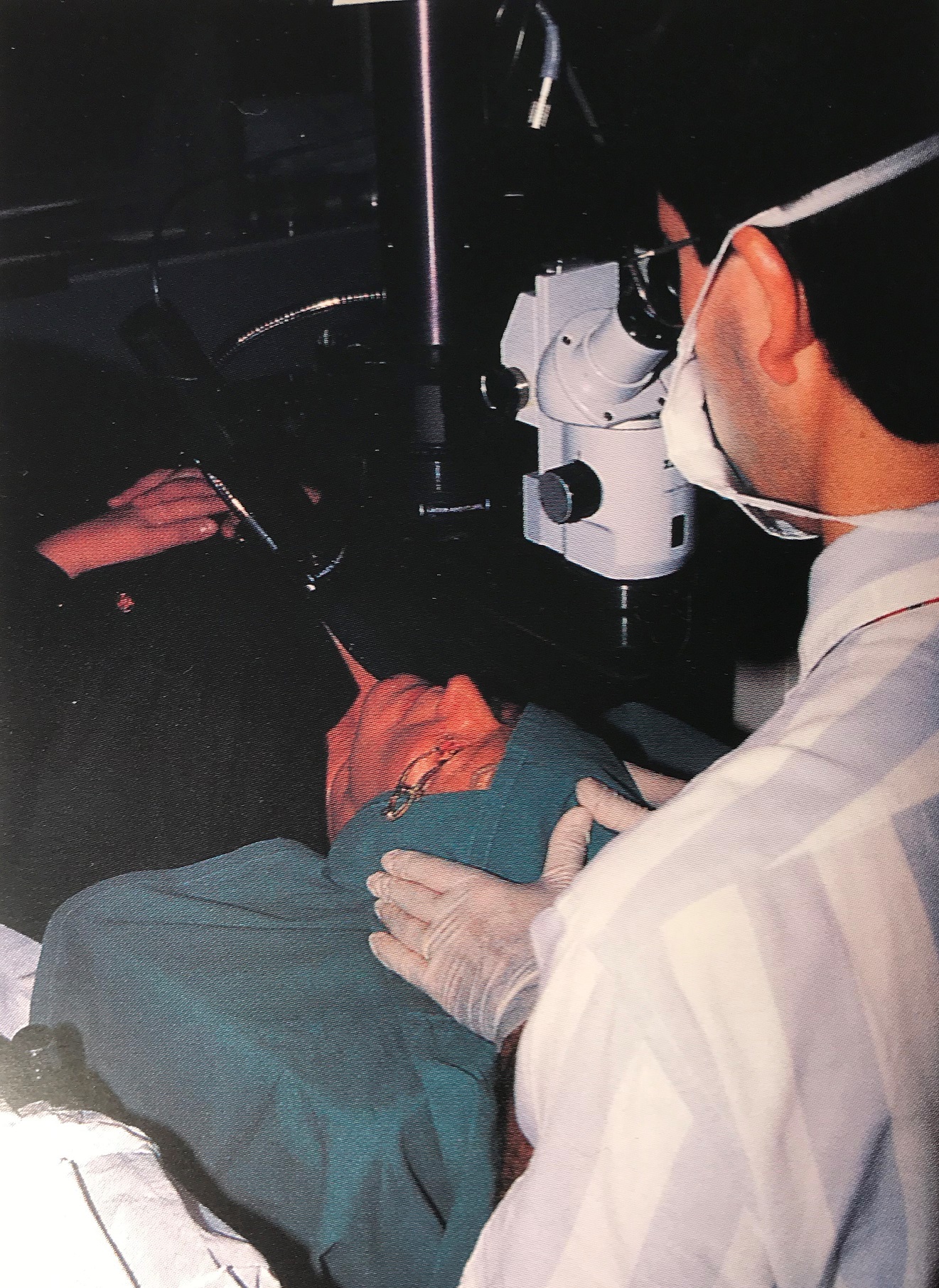 Professor Gartry performing the PRK procedure in 1989
